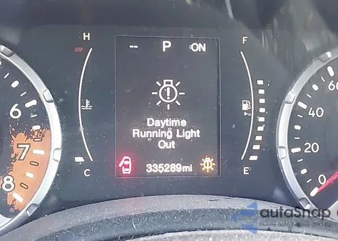 2016 Jeep Renegade Latitude z USA, uszkodzony, nr VIN ZACCJBBT3GPC87853